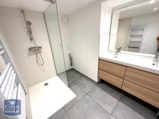  Appartement à louer 4 pièces 78 m²