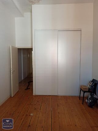  Appartement à louer 4 pièces 100 m²