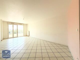  Appartement à louer 4 pièces 85 m²