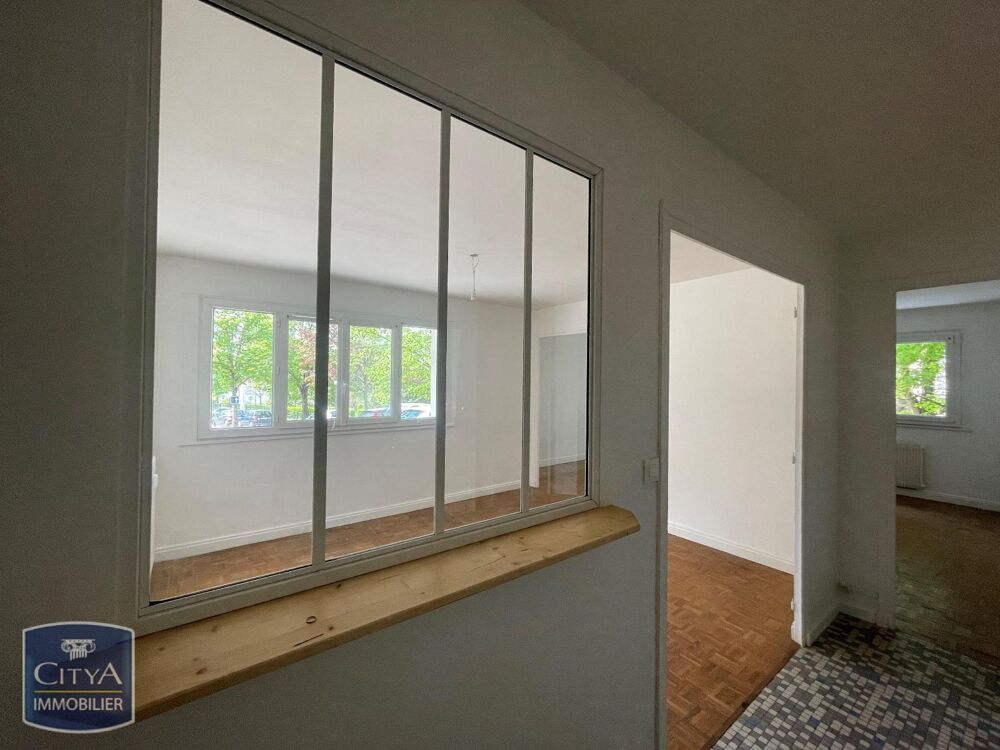 EXCLUSIVITÉ - APPARTEMENT 4 PIÈCES AVEC BALCON - 69600 O....