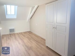  Appartement à louer 3 pièces 78 m²