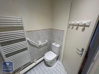  Appartement à louer 4 pièces 102 m²