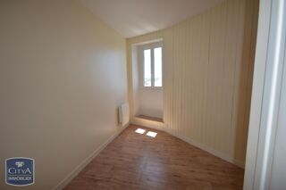  Appartement à louer 2 pièces 45 m²