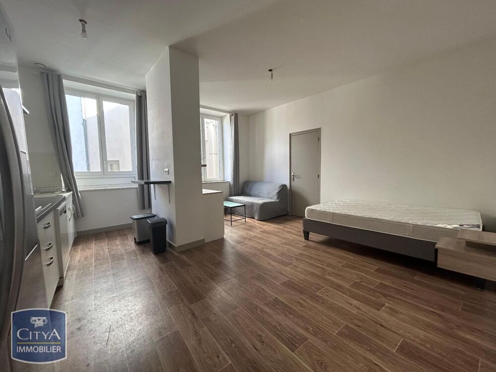 À LOUER : Appartement ancien rénové de type T1 situé dan....