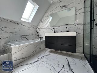  Maison à louer 4 pièces 95 m² Saint nazaire