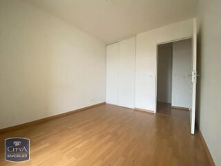  Appartement à louer 3 pièces 68 m²