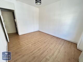  Appartement à louer 3 pièces 63 m²