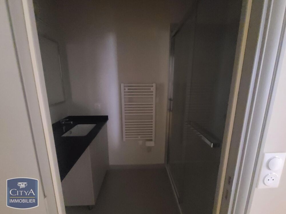 location Appartement - 2 pièce(s) - 40 m² Marseille 1