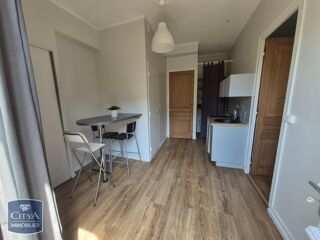  Appartement à louer 1 pièce 35 m²