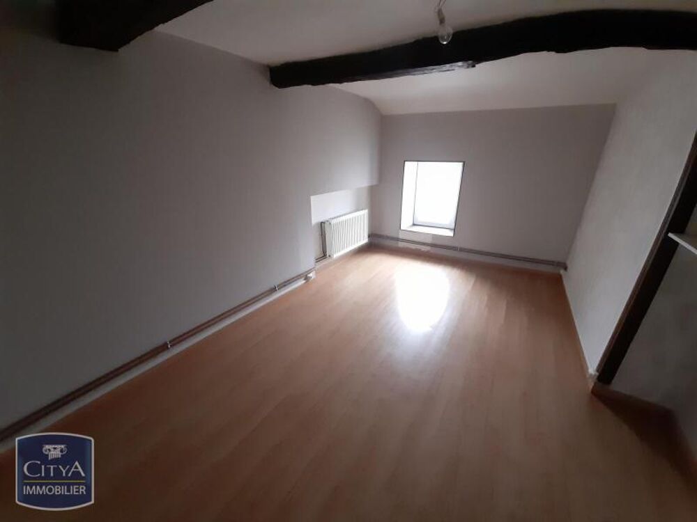 location Appartement - 3 pièce(s) - 78 m² Carignan (08110)