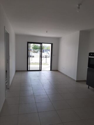  Appartement à louer 3 pièces 72 m²