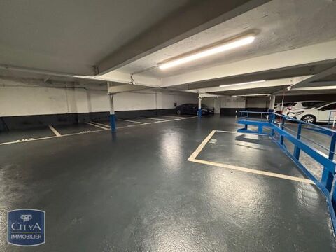  Parking / Garage  louer 
