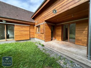  Maison à louer 6 pièces 153 m²