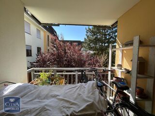  Appartement à louer 3 pièces 65 m²