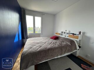 Appartement à louer 3 pièces 70 m²