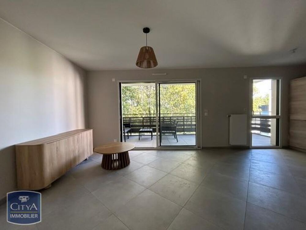 location Appartement - 2 pièce(s) - 43 m² Charbonnières-les-Bains (69260)