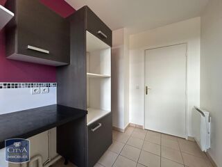  Appartement à louer 3 pièces 65 m²