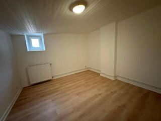  Appartement à louer 2 pièces 50 m²
