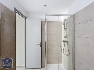  Appartement à louer 2 pièces 38 m²