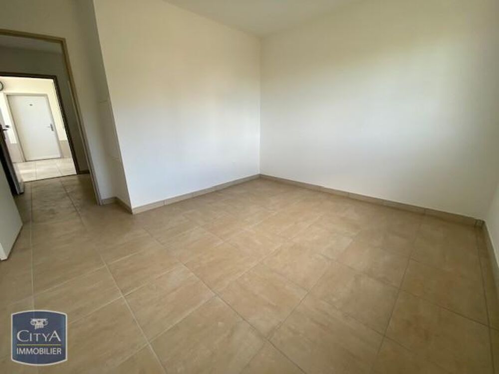 location Appartement - 1 pièce(s) - 23 m² Le Tampon (97430)
