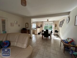  Maison à louer 6 pièces 122 m²