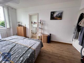  Appartement à louer 4 pièces 88 m²