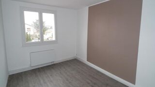  Appartement à louer 3 pièces 74 m²