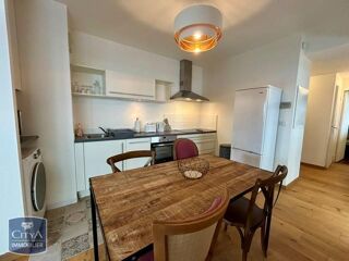  Appartement à louer 2 pièces 46 m²