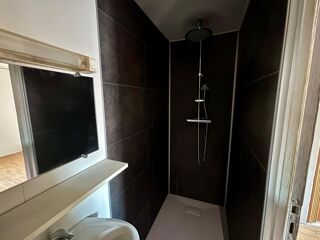  Appartement à louer 2 pièces 42 m²