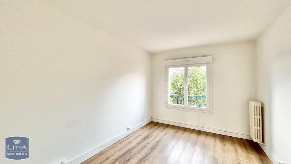 location Appartement - 4 pièce(s) - 72 m² Le Mans (72100)