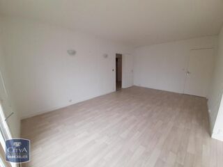  Appartement à louer 4 pièces 73 m²