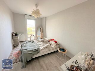  Appartement à louer 3 pièces 65 m²