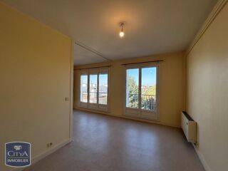  Appartement à louer 1 pièce 40 m²