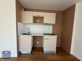  Appartement à louer 4 pièces 89 m²