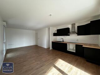  Appartement à louer 4 pièces 76 m²