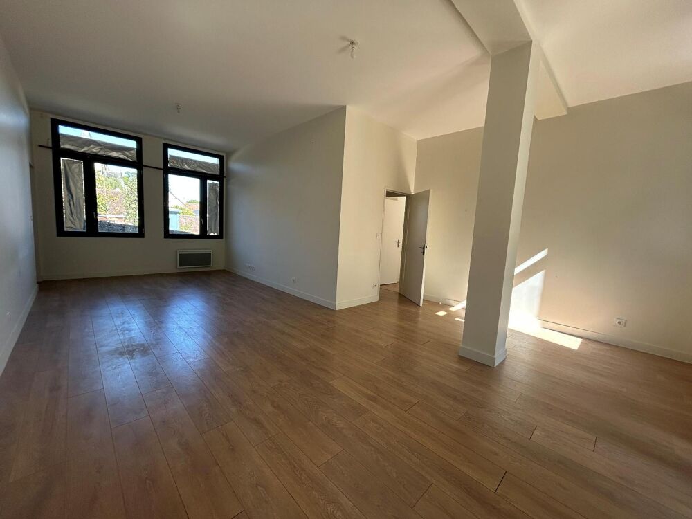 Centre Ville - À LOUER : Appartement T3 situé en plein c....