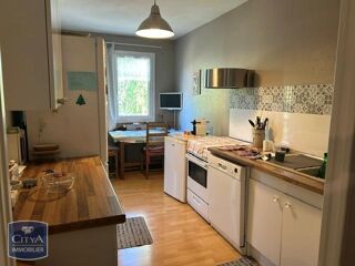  Appartement à louer 4 pièces 83 m²