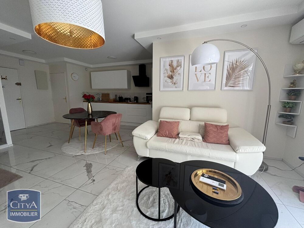 À LOUER : Appartement entièrement neuf T2 meublé situé à....