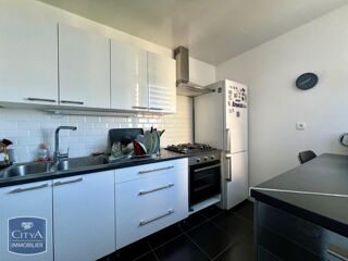  Appartement à louer 3 pièces 64 m²