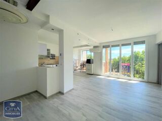  Appartement à louer 4 pièces 69 m²