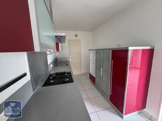  Appartement à louer 4 pièces 73 m²