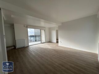  Appartement à louer 3 pièces 76 m²
