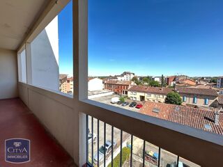  Appartement à louer 3 pièces 94 m²