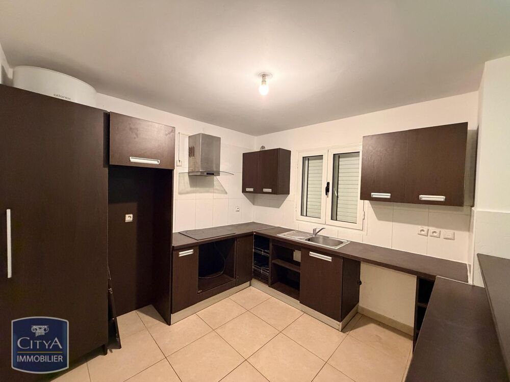 location Maison - 4 pièce(s) - 99 m² Sainte-Marie (97438)