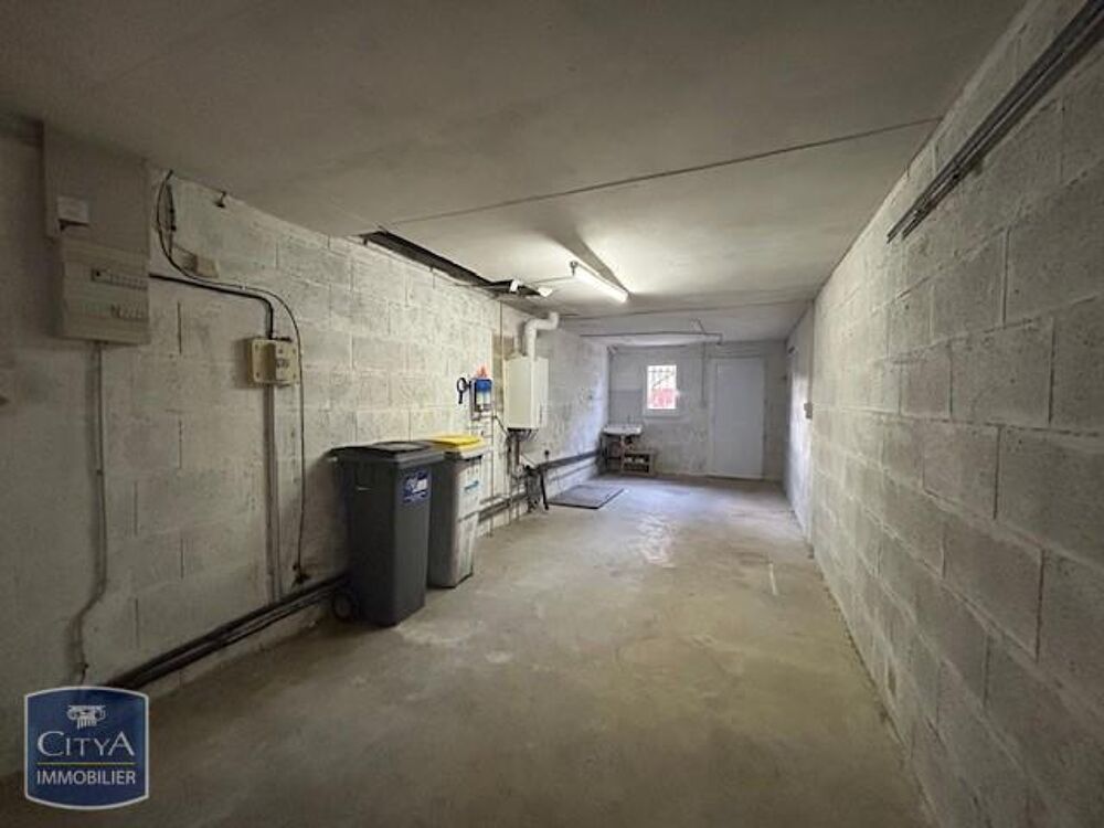 location Maison - 3 pi�ce(s) - 75 m� Buxerolles (86180)