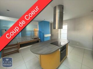  Appartement à louer 5 pièces 108 m²