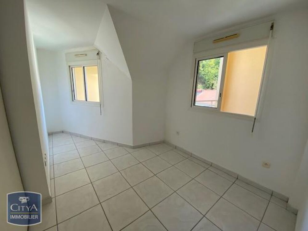 location Appartement - 3 pièce(s) - 54 m² Sainte-Marie (97438)