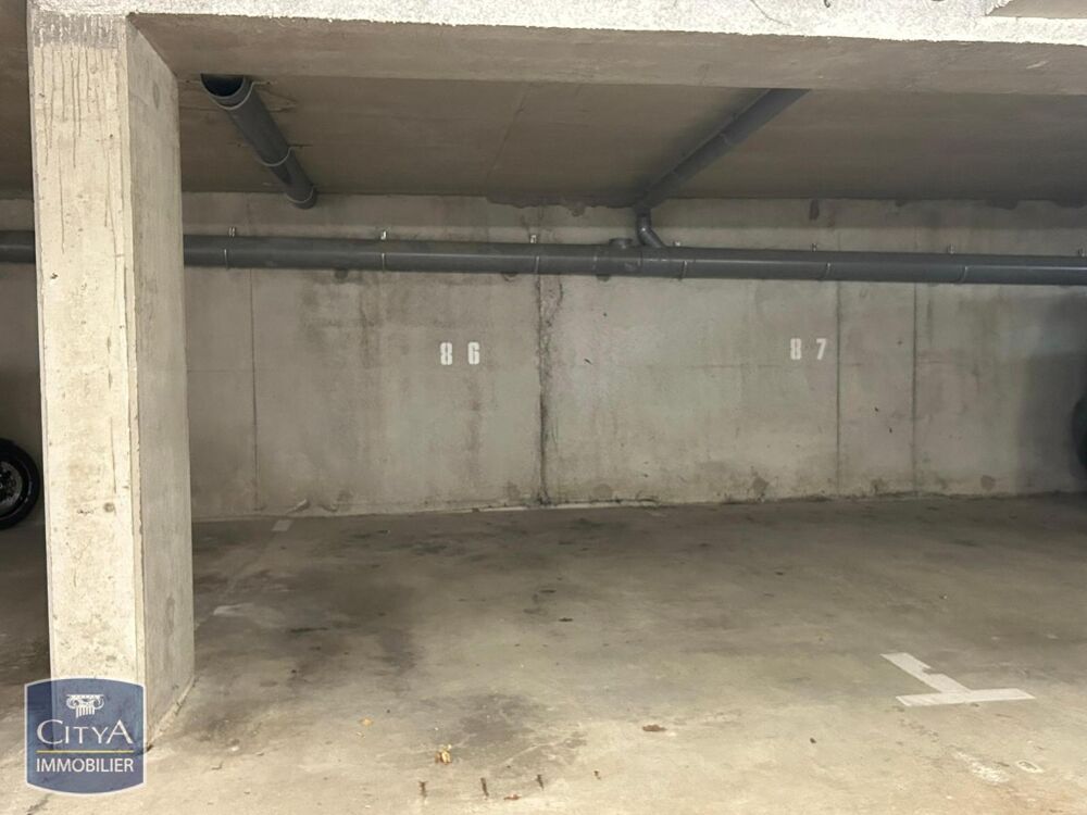 location Parking / Garage Chartres (28000)