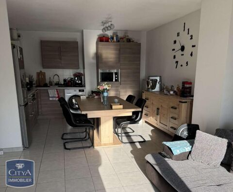   Location Appartement Appartement - 3 pièce(s) - 67 m²