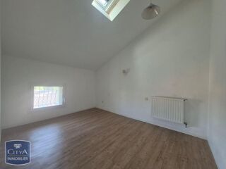  Appartement à louer 3 pièces 64 m²